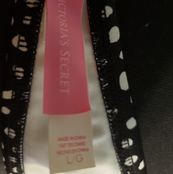 Victoria's Secret Black-and-White Bikini Top - Picture 5 of 6